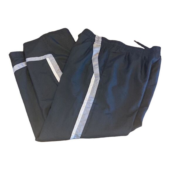 Old Navy Active Cropped Athletic Pants Size Large - Picture 1 of 9